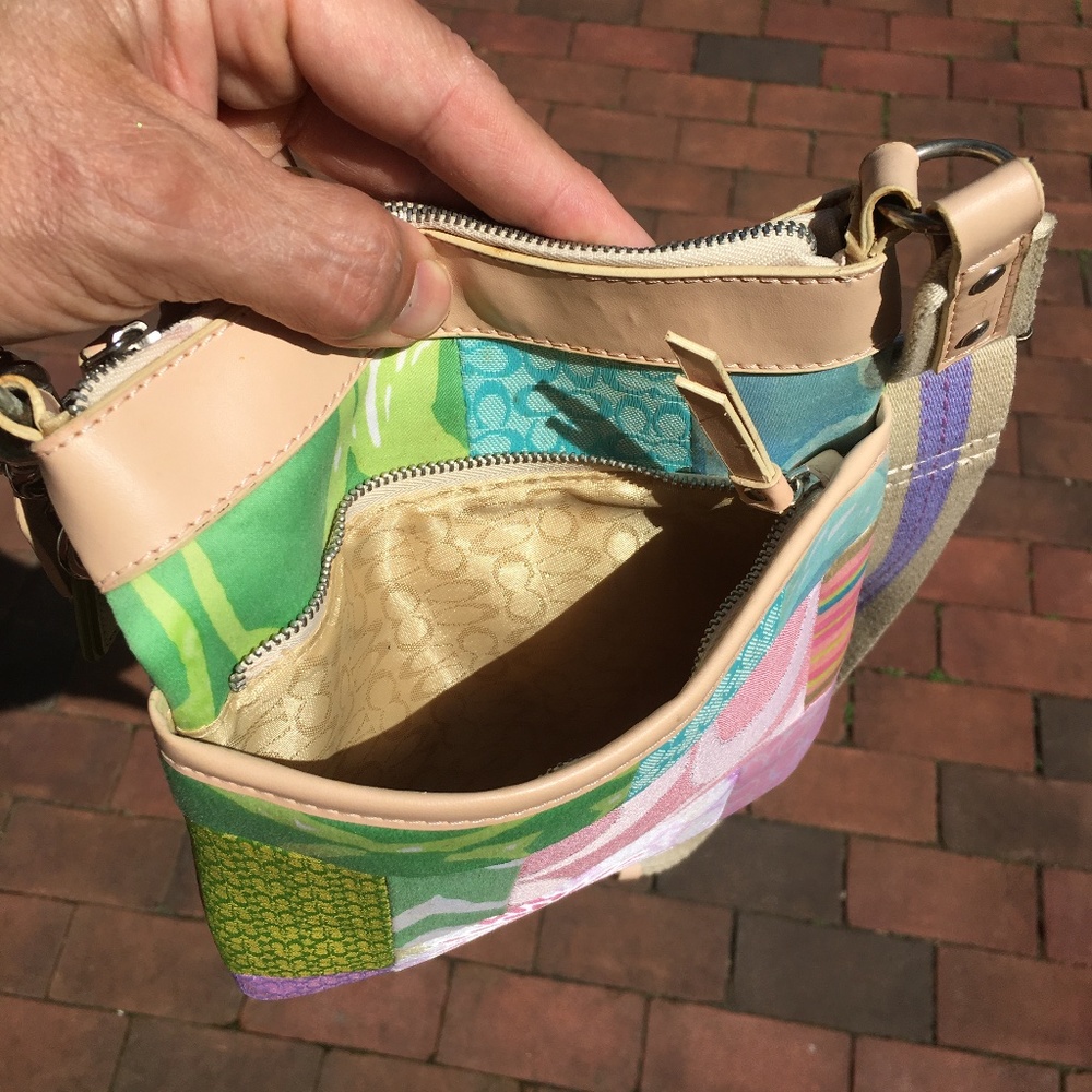 Coach purse - Picture 5 of 5
